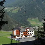 Humlerhof Hotel Gries